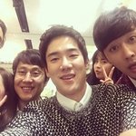[유연석] 오랜만에 뭉친 <b>응사</b> 멤버들 ㅋㅋㅋㅋ