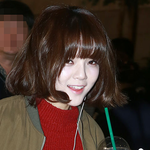 [<b>aoa</b>] 일본 출국중인 <b>aoa</b> 지민, 레드 니트와 대비되는 백옥...