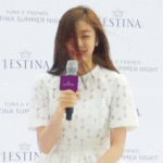 [궁금] 셀카 찍을 때 얼굴부위 어디보고 찍어요 다들??