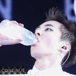 [EXO] 오늘도 민석이 <b>한테</b> 부들거리는~