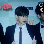 [EXO] 김준면 <b>플뷰</b> 이거 ㄹㅇ미친듯.......