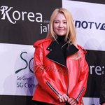 얼굴이 하얀색이된 <b>효연</b>ㅋㅋ