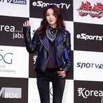 라이더 자켓입은 남규리...소화한듯 안한듯