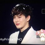 [EXO] 피부하얀 애들은 타면 빨개짐