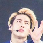 [EXO] 나 스탠딩 <b>B</b>구역 존나앞에