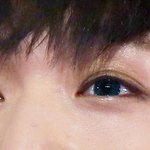 [EXO] 씽이 어제 렌즈 꼈네