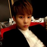 [EXO] 조1미는 녹방이라서 <b>현수막</b>만 보이는거?