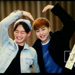[EXO] 김<b>형제</b>퇴근 하트해준다ㅜ