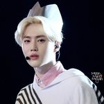 [EXO] 야 아까 <b>상단바</b> 준면이 원본이다