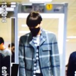 [EXO] <b>이사진</b> 종인이다리.......