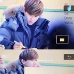 [EXO] 싸<b>인해</b>주는 준면이 완전이쁨...