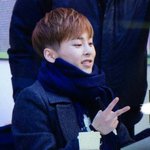 [시우민] 팬이랑 가위바위보~(시우민)