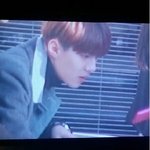 [EXO] 세훈이 팬<b>휴대폰</b> 빤히보는거봐