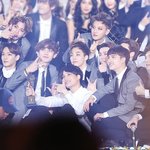 [exo] 미친 베톡 뭐<b>임</b>;