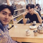 [EXO] 너넨종인이에센<b>에스</b>했음좋겠어?