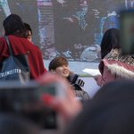 [EXO] 부산팬싸에서 찍은 사진ㅋㅋㅋ