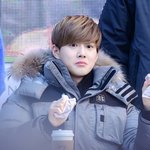 [EXO] 난 준면이 엠카 혼자 나와서 수상소감 할때
