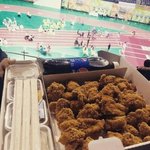 [EXO] 니들이 먹은것도 아니면서 <b>오버</b>는;