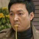 [EXO] 일어나자마자 이불에 들어가서 판했던 <b>추억</b>이 떠오른다...