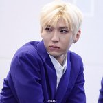 남자아이돌들의 <b>금발머리</b>