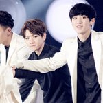 [EXO] 어디서 <b>중독</b>들리길래 존나반가워하면서