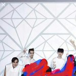 [EXO] <b>머리</b>도 머린데...<b>화장</b>은 왜 또 저래..