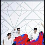 [EXO] 무슨 콘서트야ㅋㅋㅋ저거 빼박뮤비야