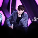 [EXO] <b>이</b>씽이 <b>오빠</b>냄새나는사진이나봐