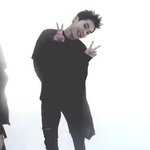 [EXO] 시우민 어두운데서 뭐하냐 