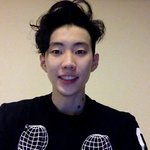 머리 계속 기르고 있는 박재범?