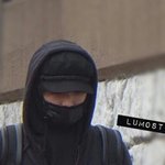 [EXO] 시발롬들아 용이 만원에판건담에