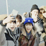 [EXO] 전학생한테 말걸어준다는애들아