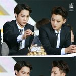 [EXO] 종인이 우<b>쭈쭈</b>하는 타오ㅋㅋㅋㅋㅋㅋㅋ