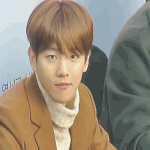 [백현] 백현이 신촌팬싸 움짤 모음