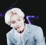 [EXO] 나 사진찍는거 극혐하는앤데
