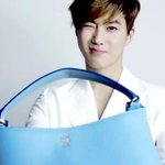 [EXO] 그 <b>가방</b> 나줘