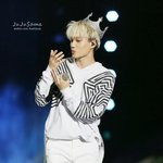 [EXO] 우리학교옆학교에<b>김종인</b>닮은애