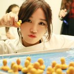 <b>역</b>조공 초콜렛 만드는 에이핑크