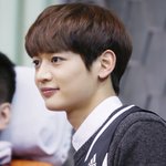 <b>세상</b> <b>혼자</b>사는 남자 아이돌들