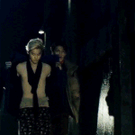 [EXO] 이거 처음에 벗은줄;;