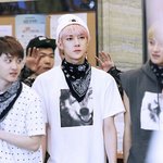 [EXO] 우리반 <b>반티</b>를 맞췄는데 시발ㅋㅋㅋ