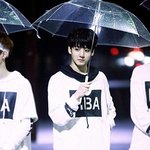 같이 <b>우산</b> 쓰고픈 남자 아이돌들