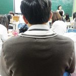 여자들어깨넓은남자좋아한<b>다매</b>?