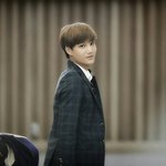 [EXO] 우둘 손크기에 설렜던 나는