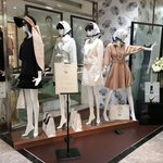 봄패션 롯데백화점 명동점 쇼핑~ <b>모던</b>하면서 럭셔리한 패션스타일~...