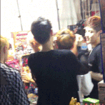 [EXO] 미친 얘네 촬영장에서 연애해
