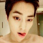 [EXO] 블랙1루즈가라 보고싶던 프리뷰<b>전시</b>한댄다
