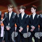 [EXO] 잘생긴애 <b>옆</b>에 잘생긴애 <b>옆</b>에 잘생긴애