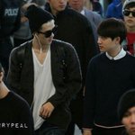 [EXO] 여자는 어깨 40<b>이</b> 마지노<b>선</b>이야