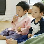 스타 2세들의 <b>한복</b> 입은 모습
